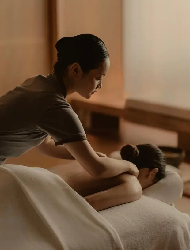Aman Spa Tokyo wellness treatment suite