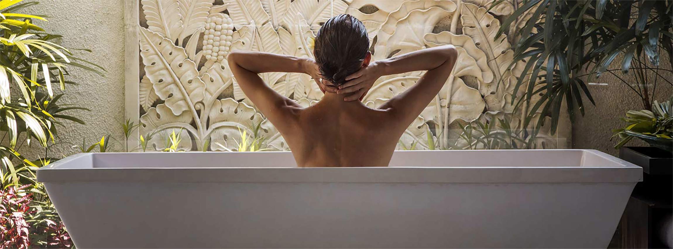 House of Pridi Bangkok bath courtyard