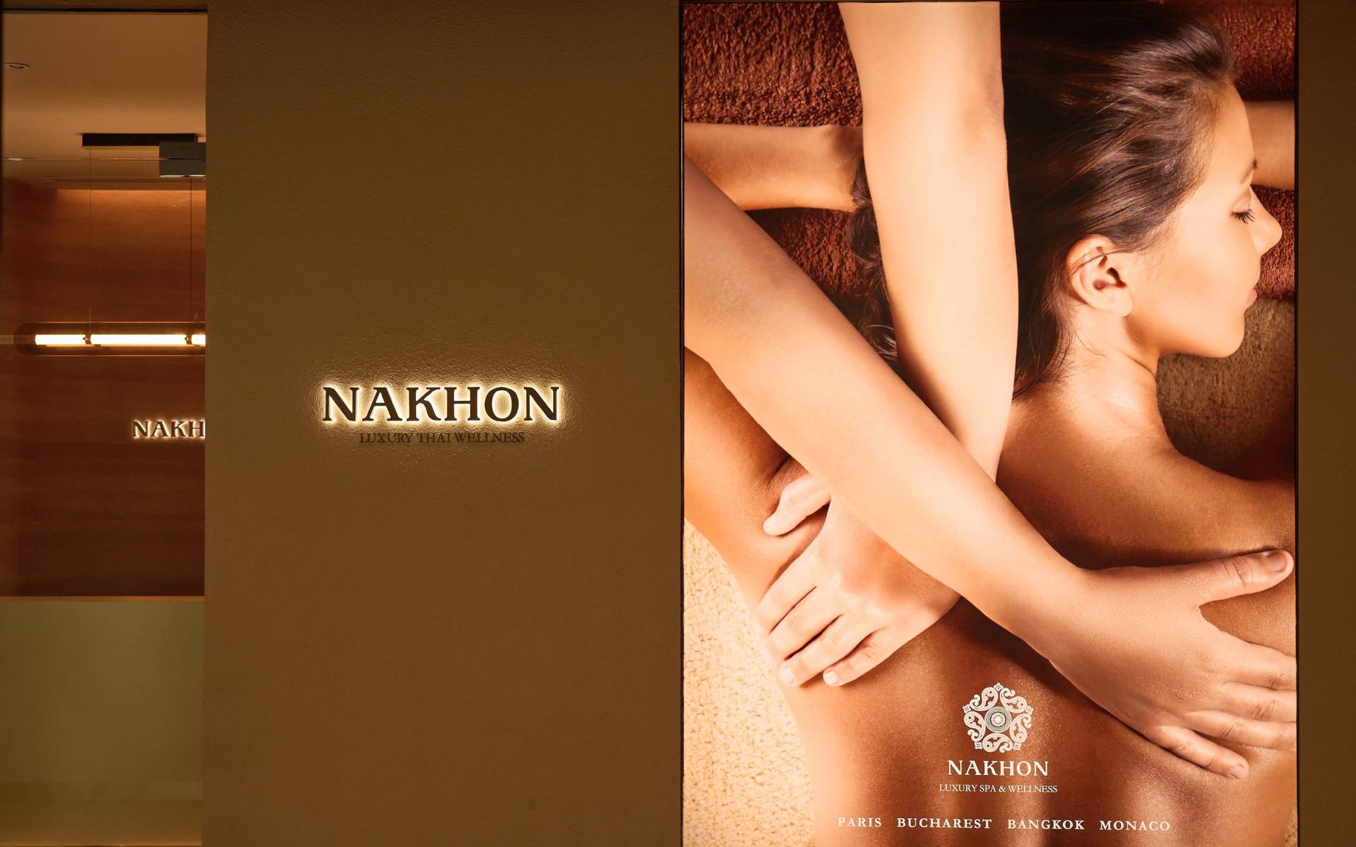 Nakhon Spa Bangkok massage room